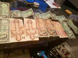 17$ in old Canadian bills 2s and 1s