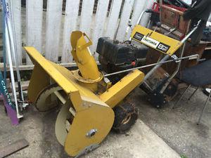 824 Craftsman snowblower, selling as is