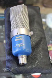 Apex 205 compact ribbon microphone