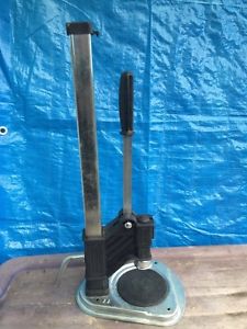 Beer bottle capper in like new condition