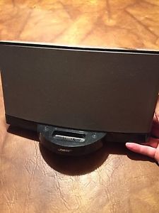 Bose IPod IPhone Dock stereo