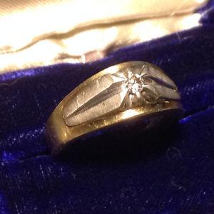 Collectible10K gold diamond ring,.08 carats, size 9, 6.6