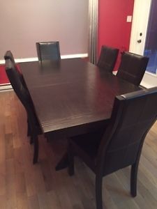 Just like New Dining Room Set 6 chairs and table