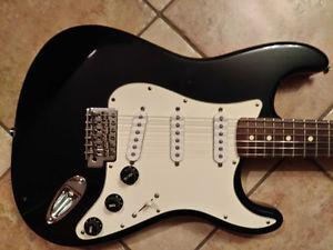  MIM Fender Stratocaster with hard case