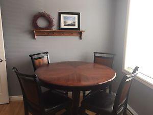 New Pub Style table and 4 chairs