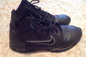 Nike air mid tops size 11