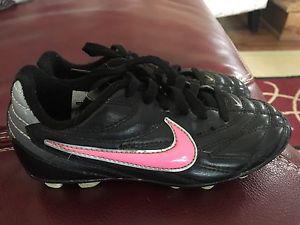 Soccer cleats, girls size 10