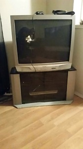 32in tv and stand