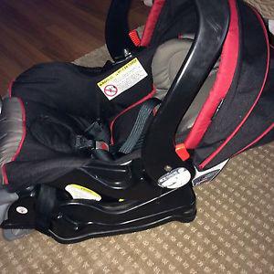Baby trend stroller car seat and base