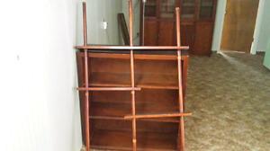 Book shelf with divider