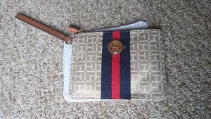 Brand New Authentic Tommy Hilfiger Wristlet