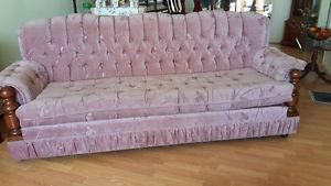 Chesterfield bench seat