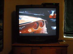 FREE SONY 35INCH CRT COLOR TV WITH REMOTE