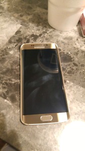 Gold Samsung Galaxy S6 Edge 64GB