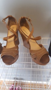 Guess Wedges EUC