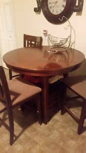 Kitchen table and chairs with stools