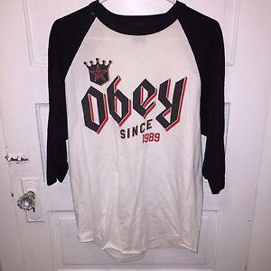 OBEY TEE