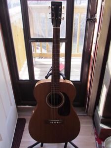 OLD HARMONY ACOUSTIC GUITAR