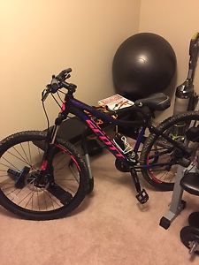 Scott woman's mountain bike