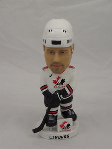  TEAM CANADA OLYMPIC GOLD ERIC LINDROSS BOBBLE HEAD