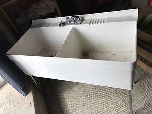 Wanted: Shop or laundry room sink