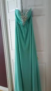 Wanted: prom dress