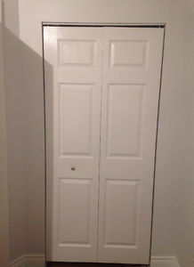 White 6 Panel Bifold Door