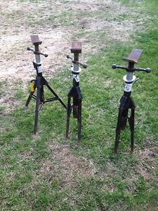 3 Sumner folding pipe stands with V-heads. Great condition