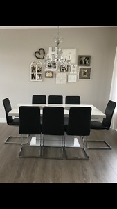 8 Leather dining chairs