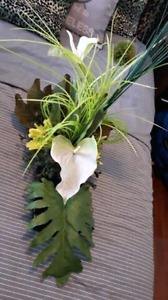 Brand new 90 dollar flower arrangement