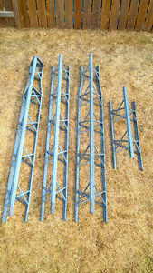 Delhi DMX' and DMX' Bracket/Guy Antenna Towers