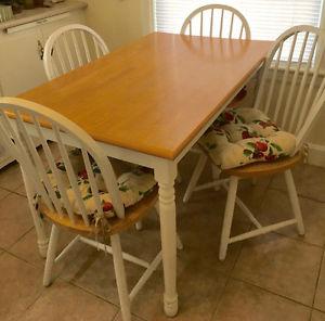 Dinette table with 4 chairs