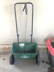 Fertilizer Applicator