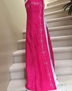 Grad dress size 8 in excellent condition