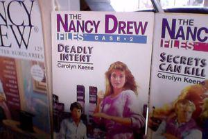 NANCY DREW & HARDY BOYS ~ CAROLYN KEENE