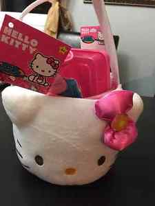 NEW HELLO KITTY LUNCH AND SCHOOL SET