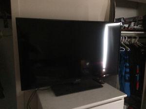 New Westinghouse 40 inch tv
