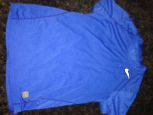 Nike pro t-shirt