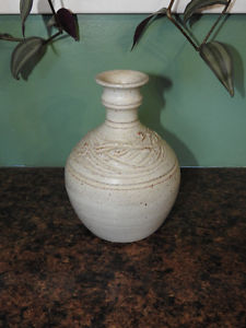 POTTERY vase made in 78' - only $12!