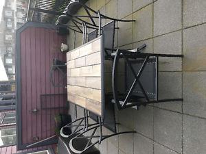 Patio table(6') and 6 chairs