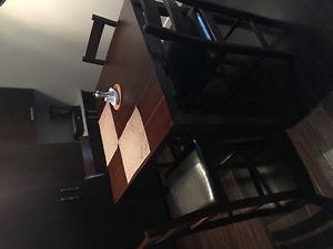Pub style high top table and 4 chairs