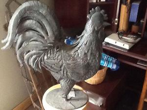 Rooster tin - indoor or outdoor yard