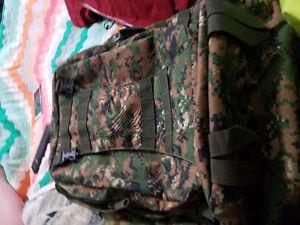 Selling MARPAT day pack unknown on the capacity 50$