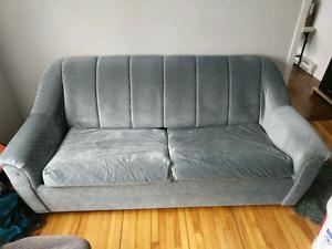 Sofa, folds out into a bed