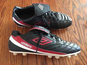 Umbro soccer cleats excellent condition