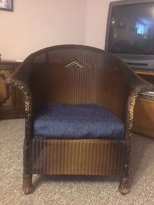 Vintage Imperial wicker chair