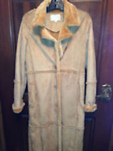 Warm Winter Sheep Skin Coat size small/Med. worn 3 times
