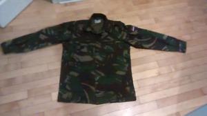 camo genuine army jacket size M perfect condition