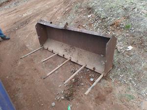 manure bucket for tractor