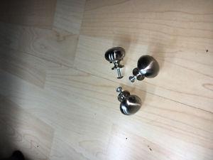 41 cabinet knobs / handles